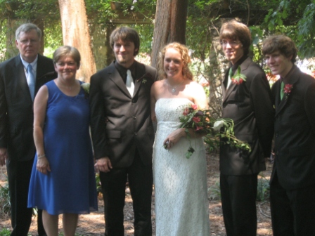 Floyd, Carolyn, Matt, Amy, Dustin, and Jesse Crouch